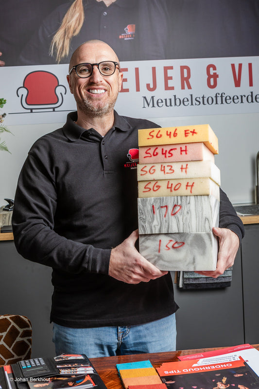 De techniek achter zitcomfort: alles over koudschuim, polyether en dacron